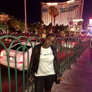 Meet your Posher, Monica